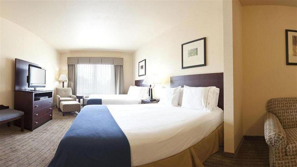 Holiday Inn Express Hotel & Suites Marshall By Ihg Eksteriør bilde