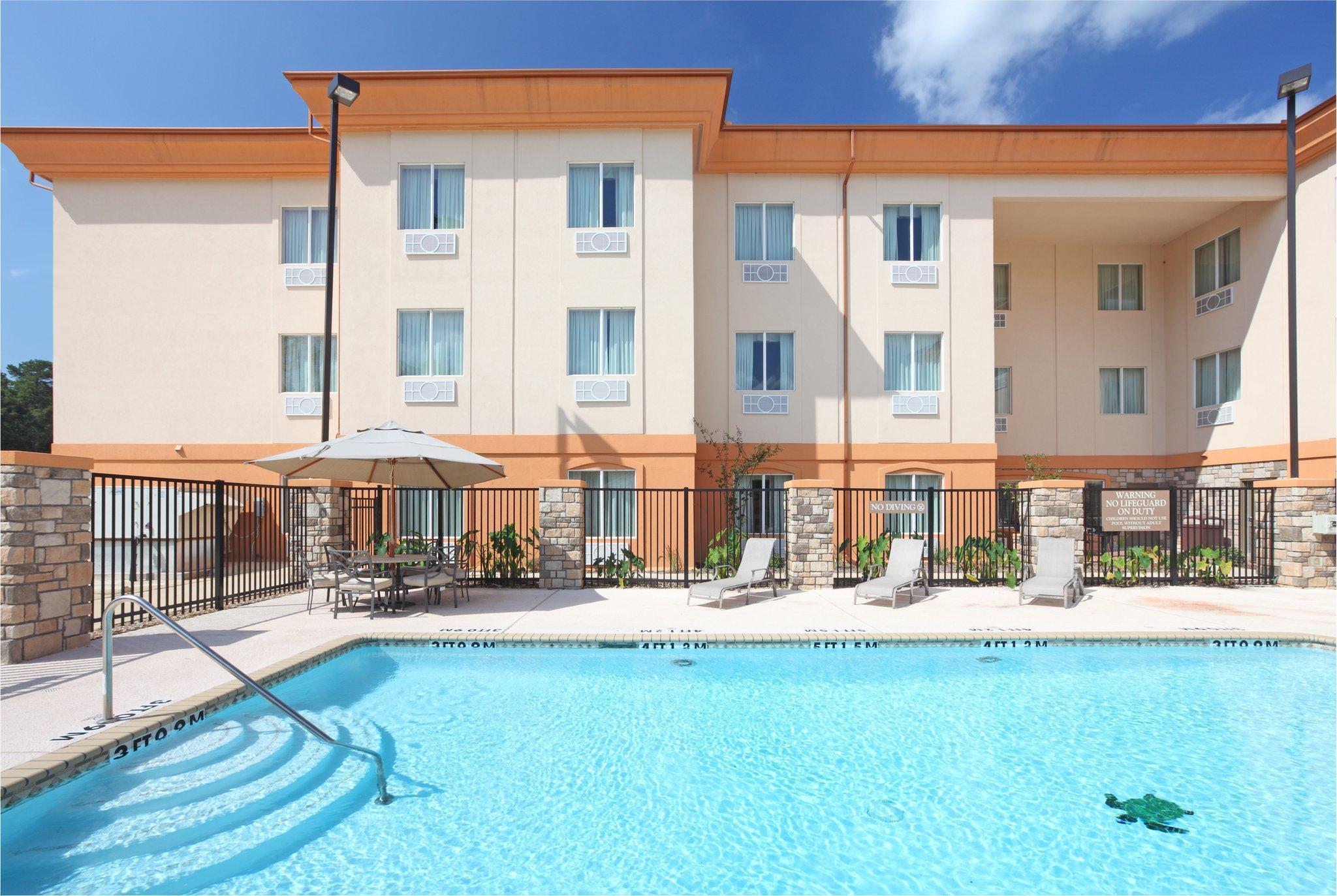 Holiday Inn Express Hotel & Suites Marshall By Ihg Eksteriør bilde