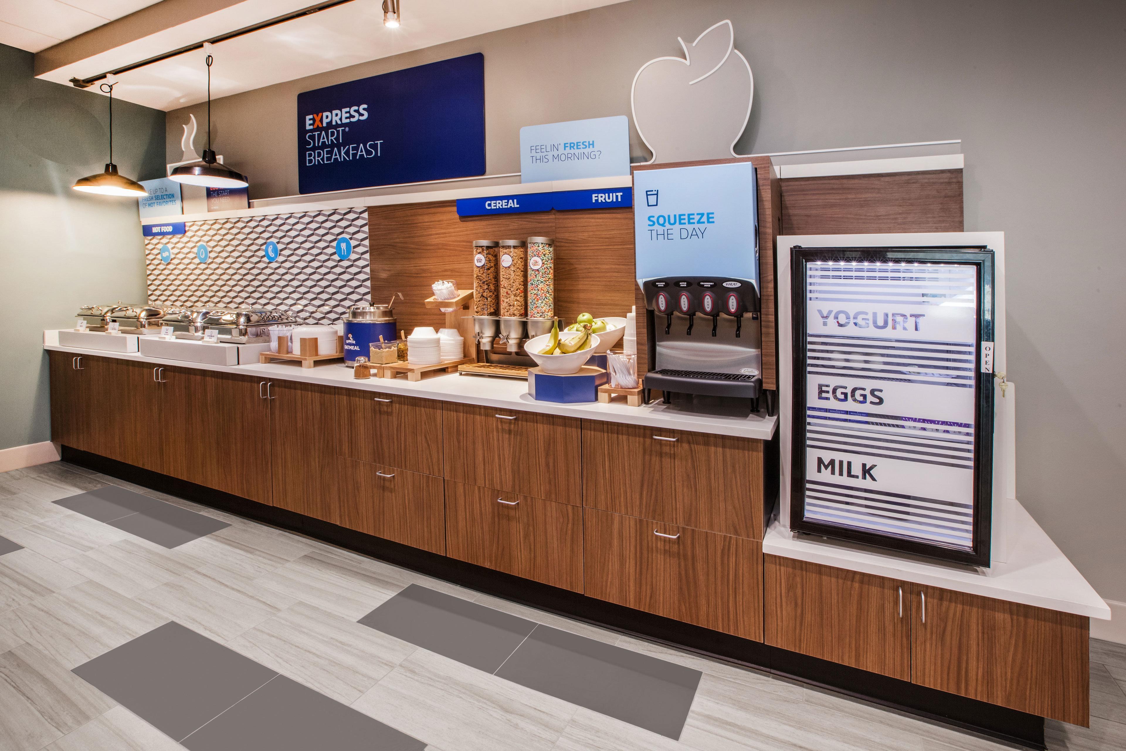 Holiday Inn Express Hotel & Suites Marshall By Ihg Eksteriør bilde