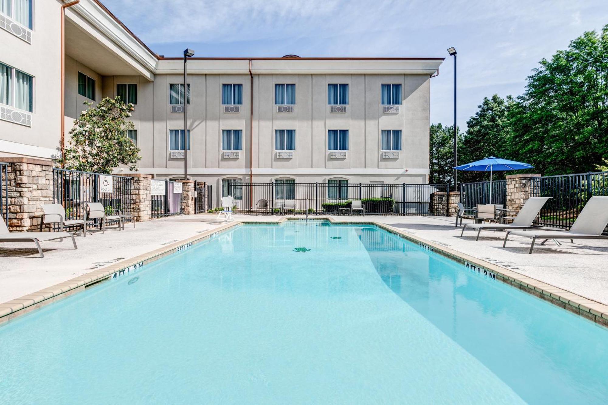 Holiday Inn Express Hotel & Suites Marshall By Ihg Eksteriør bilde