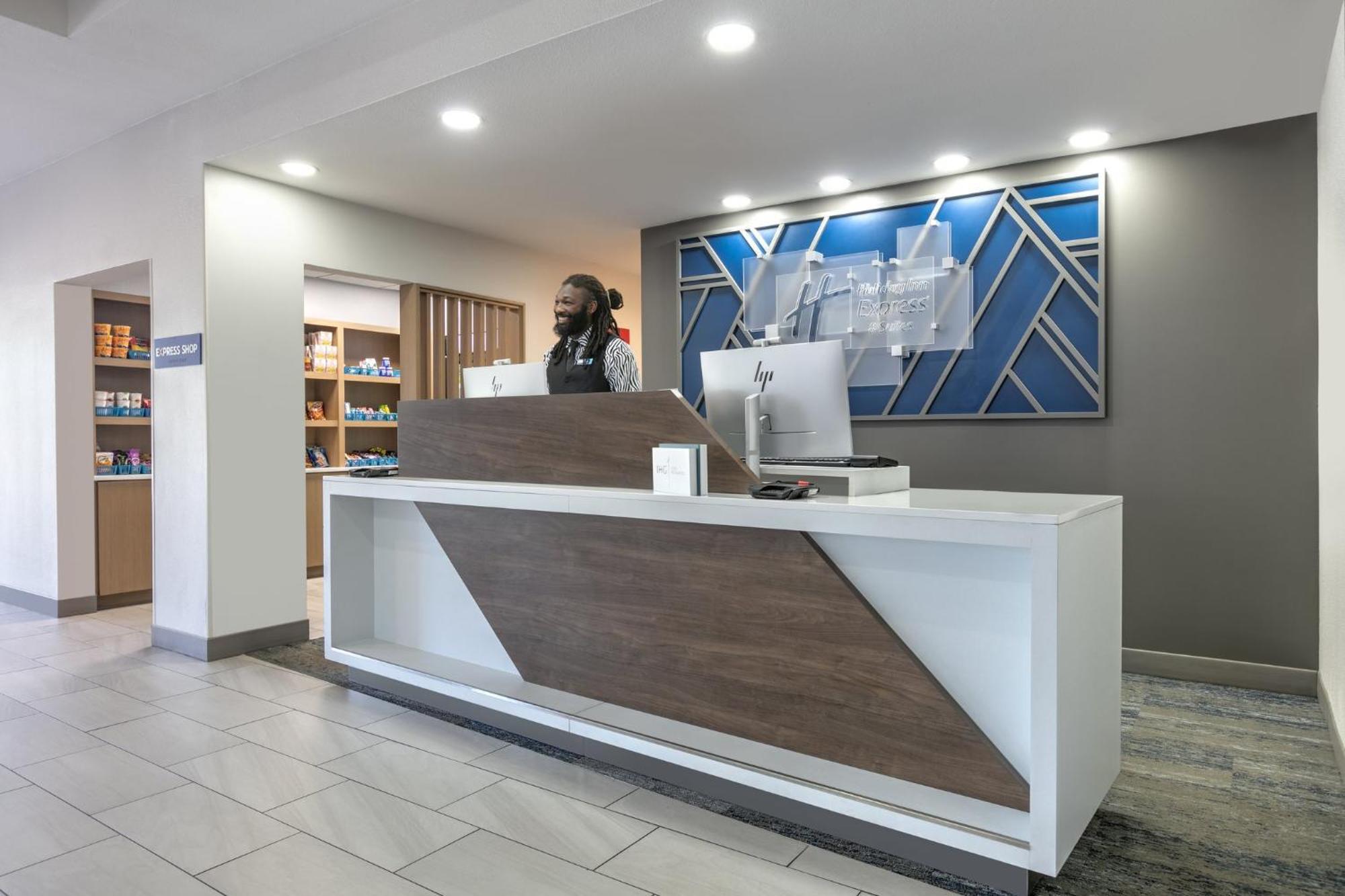 Holiday Inn Express Hotel & Suites Marshall By Ihg Eksteriør bilde