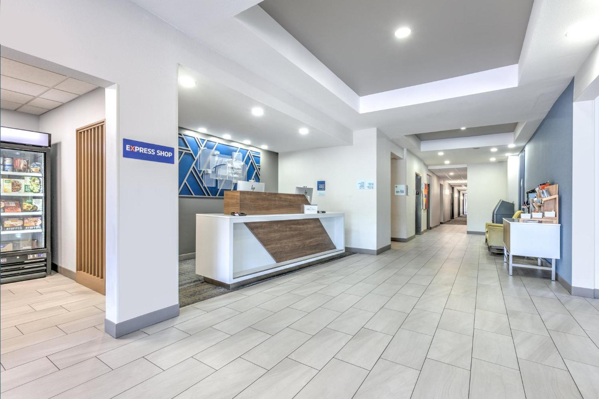 Holiday Inn Express Hotel & Suites Marshall By Ihg Eksteriør bilde