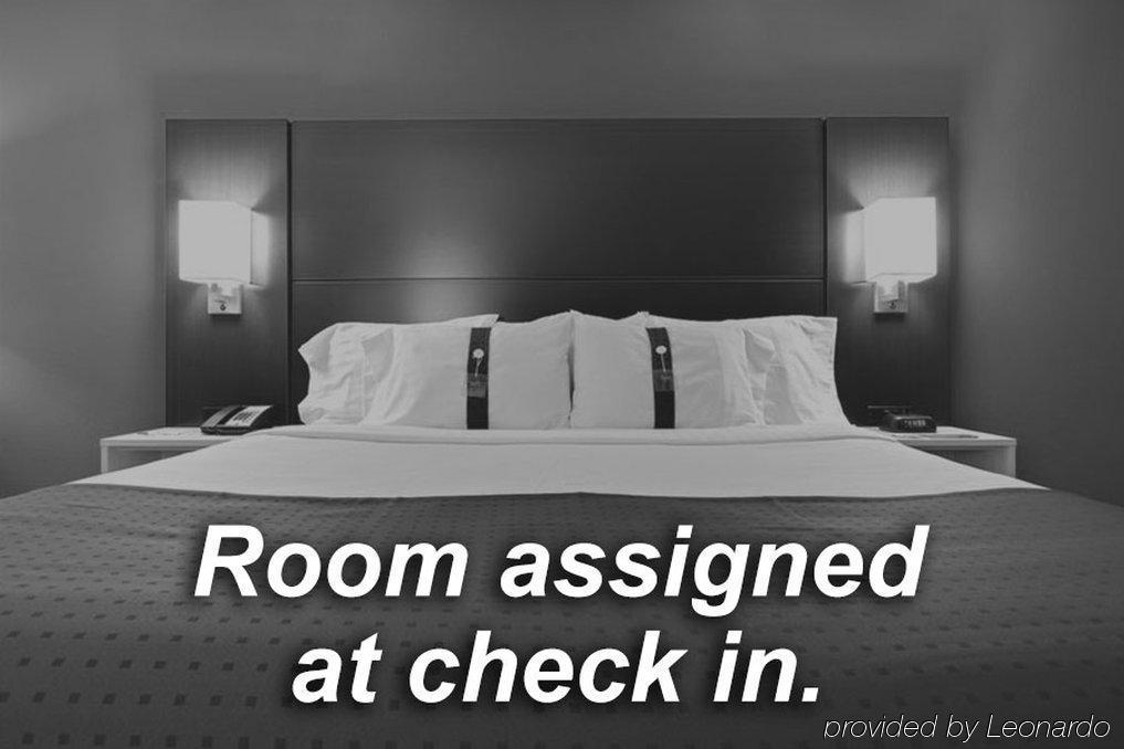 Holiday Inn Express Hotel & Suites Marshall By Ihg Eksteriør bilde